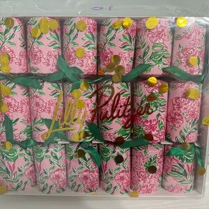 Lilly Pulitzer Floral Party Crackers with Pink and Green